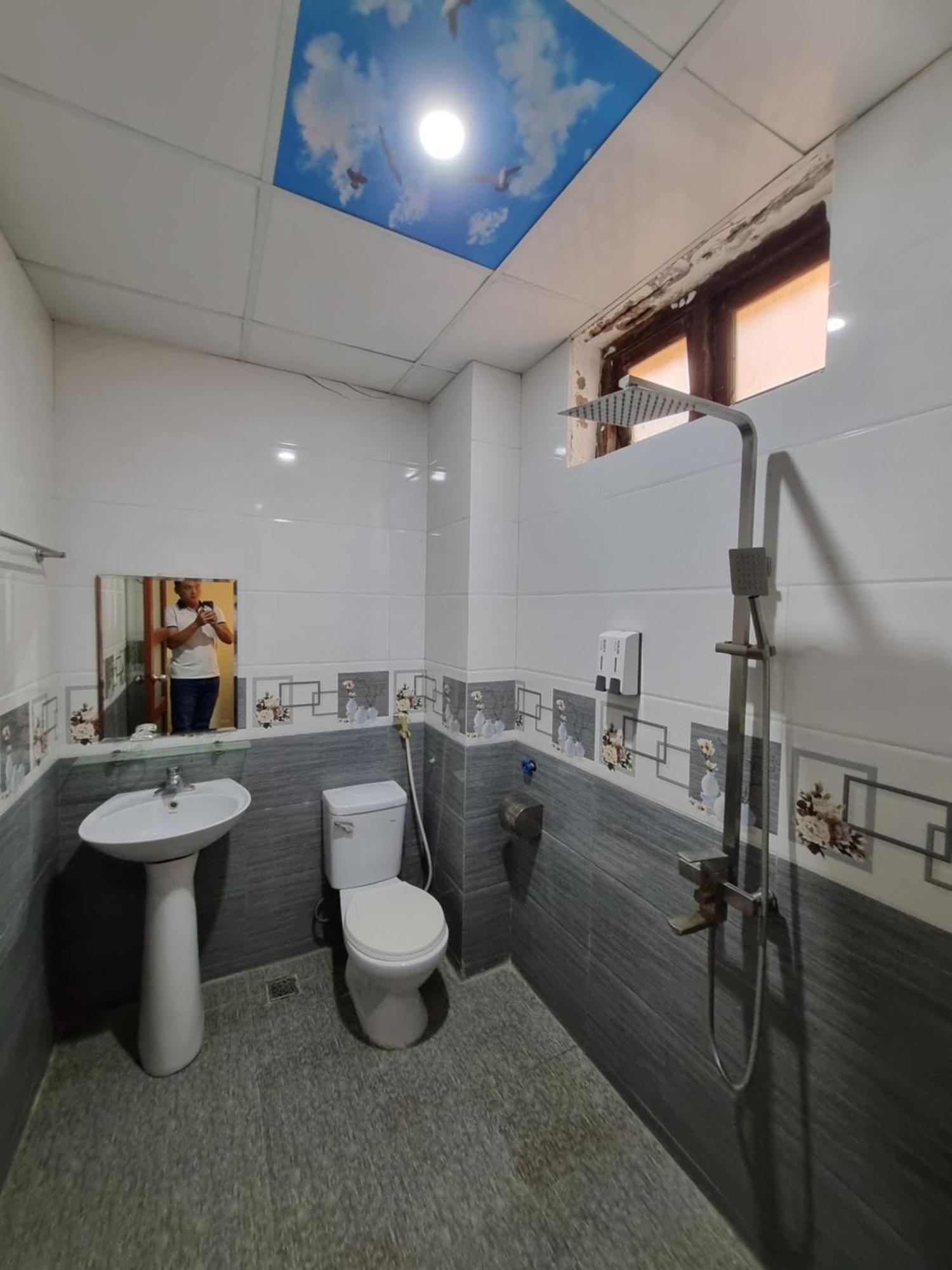 Khach San Vien Dong Hotel Cửa Lò Eksteriør billede