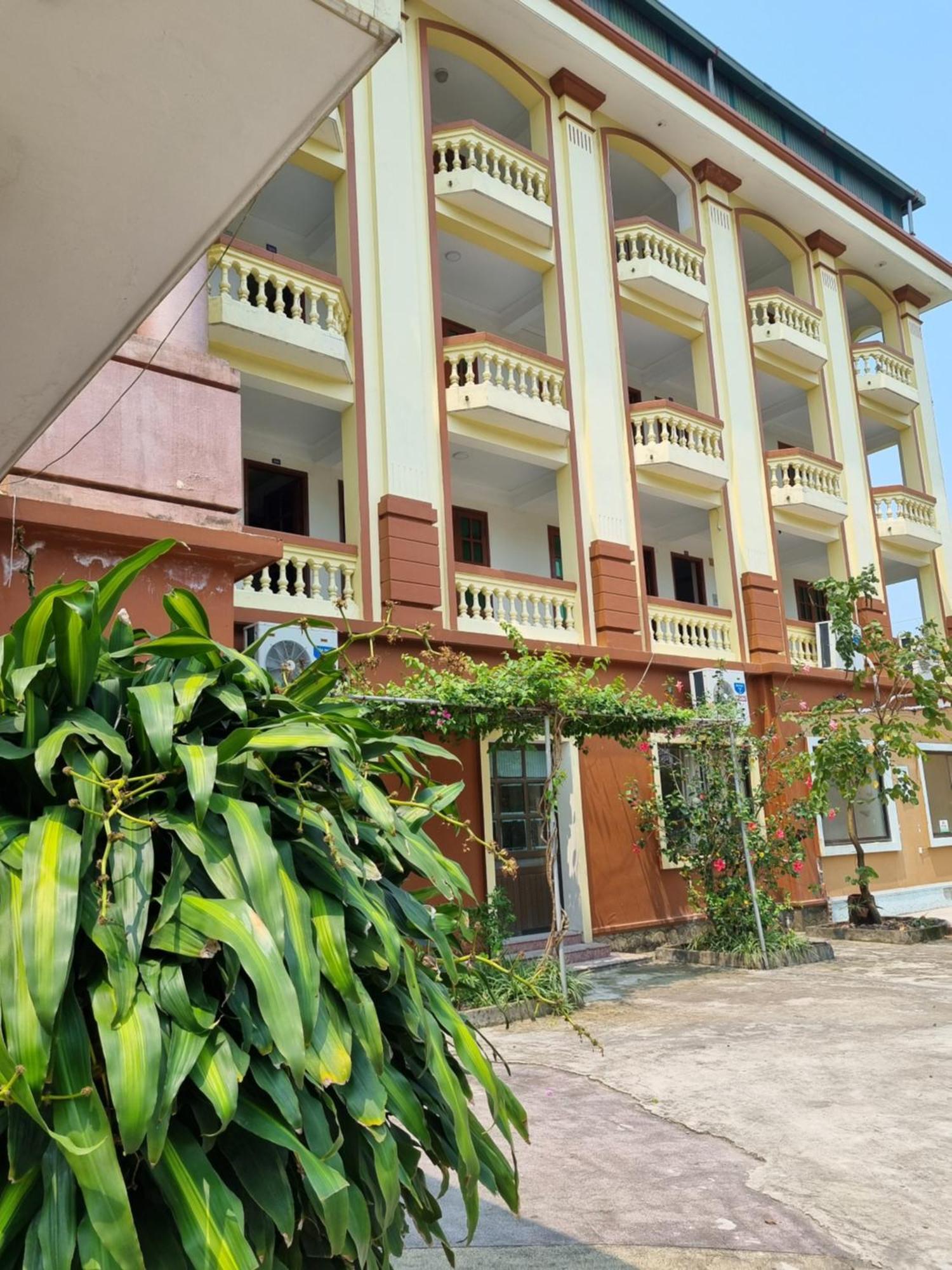 Khach San Vien Dong Hotel Cửa Lò Eksteriør billede